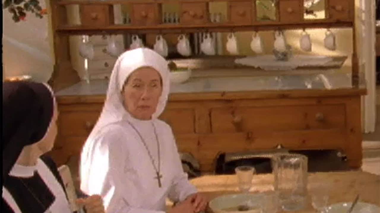 Un ciclone in convento S10E7 - Ippoterapia