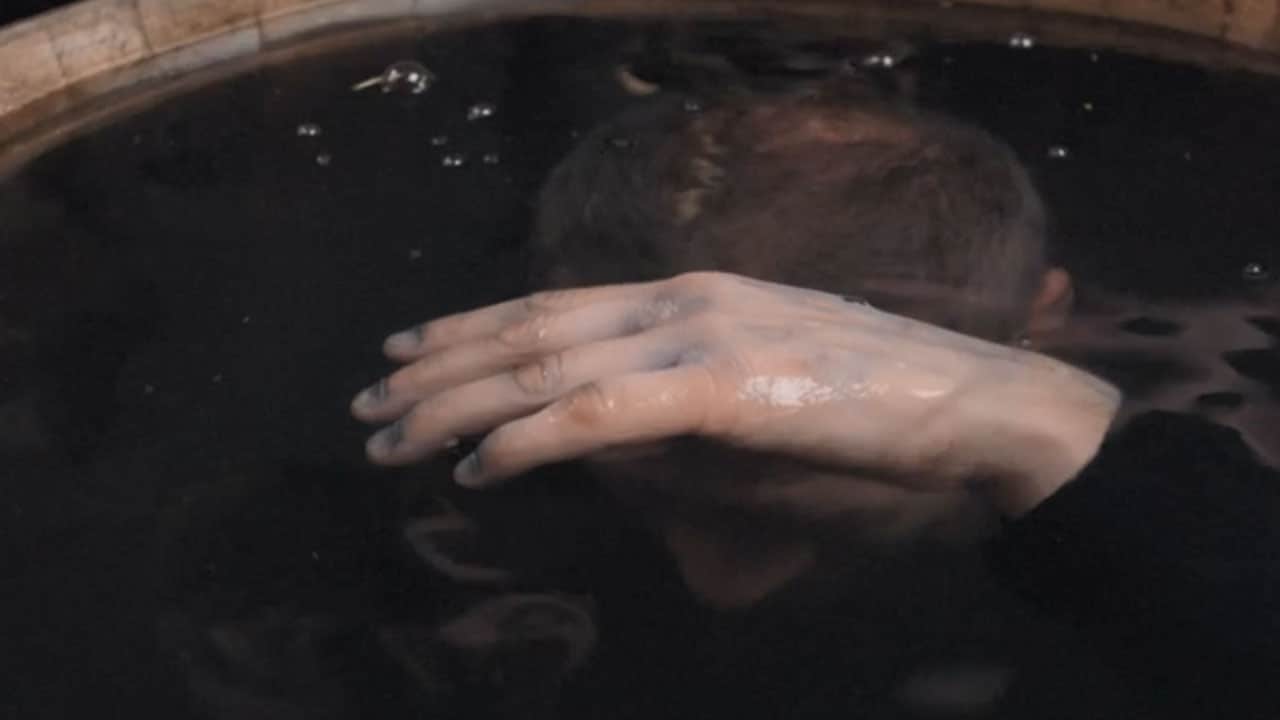 Hudson  Rex - S2E4 - Un aroma prezioso