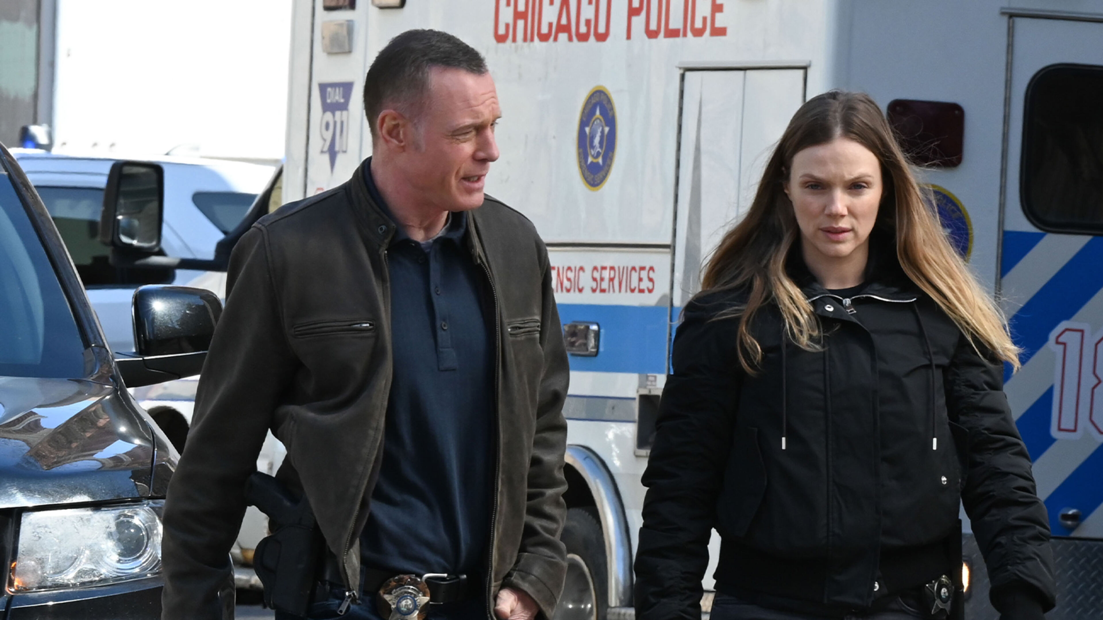 Chicago P.D. - S11 Ep1 Voltare pagina