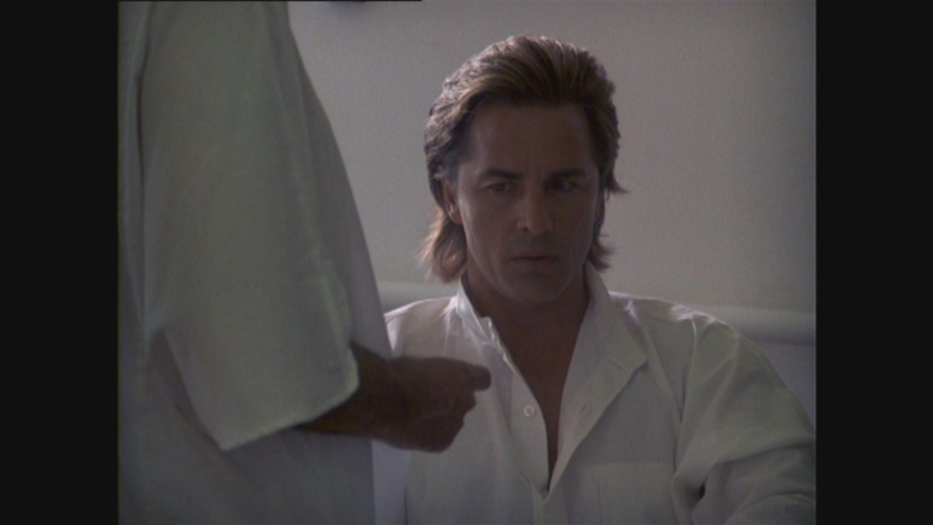 Miami Vice 4 - S4 Ep22 Immagine allo specchio