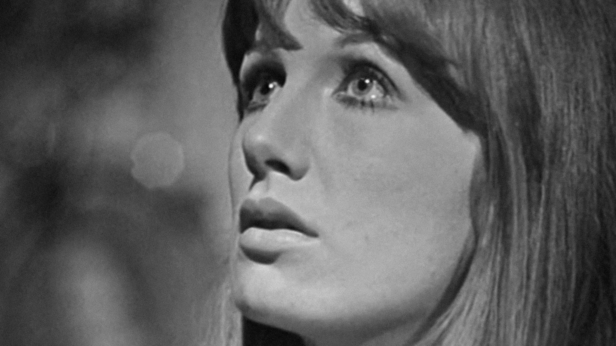 Allora in onda - Ritratto di donna velata
